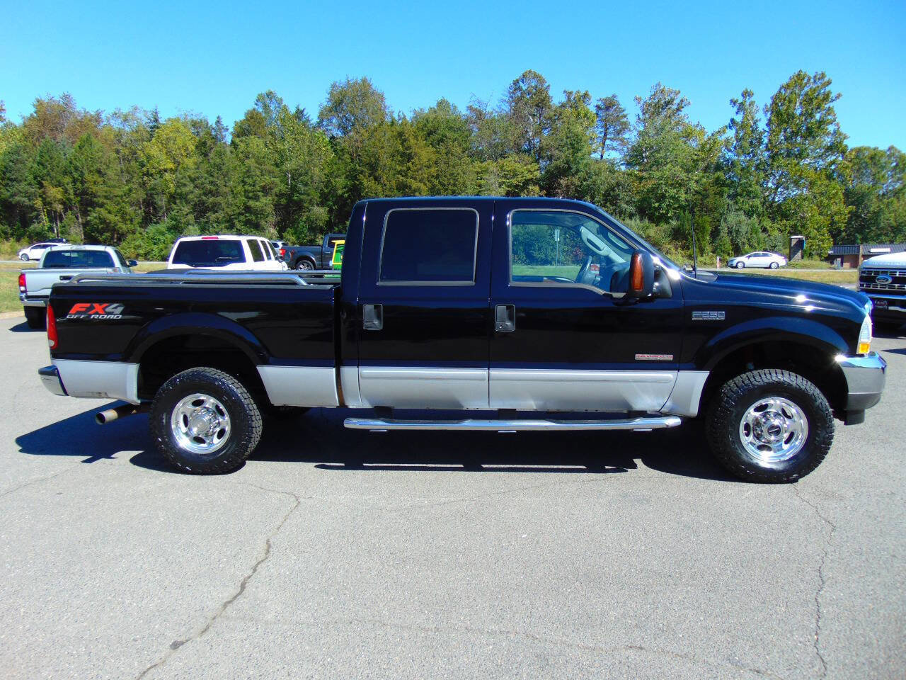 Used 2003 Ford F250 Lariat image 2