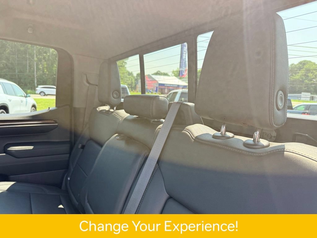 Used 2022 Chevrolet Silverado 1500 LT Trail Boss w/ LT Trail Boss Premium Package AWD/4WD image 23