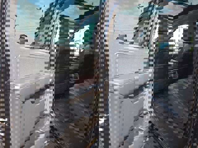 Used 2025 Ford F450 Lariat w/ Lariat Ultimate Package image 11