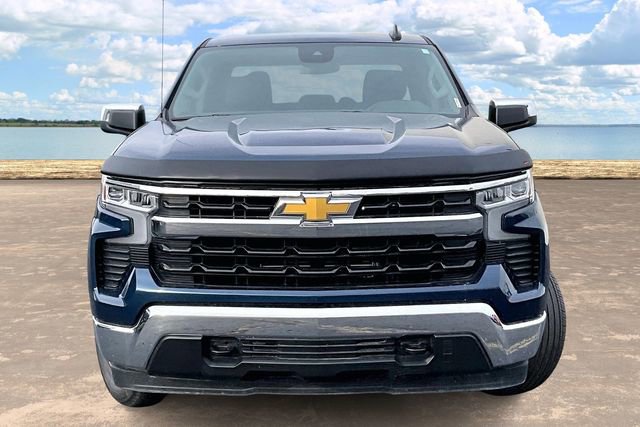 Used 2023 Chevrolet Silverado 1500 LT image 2
