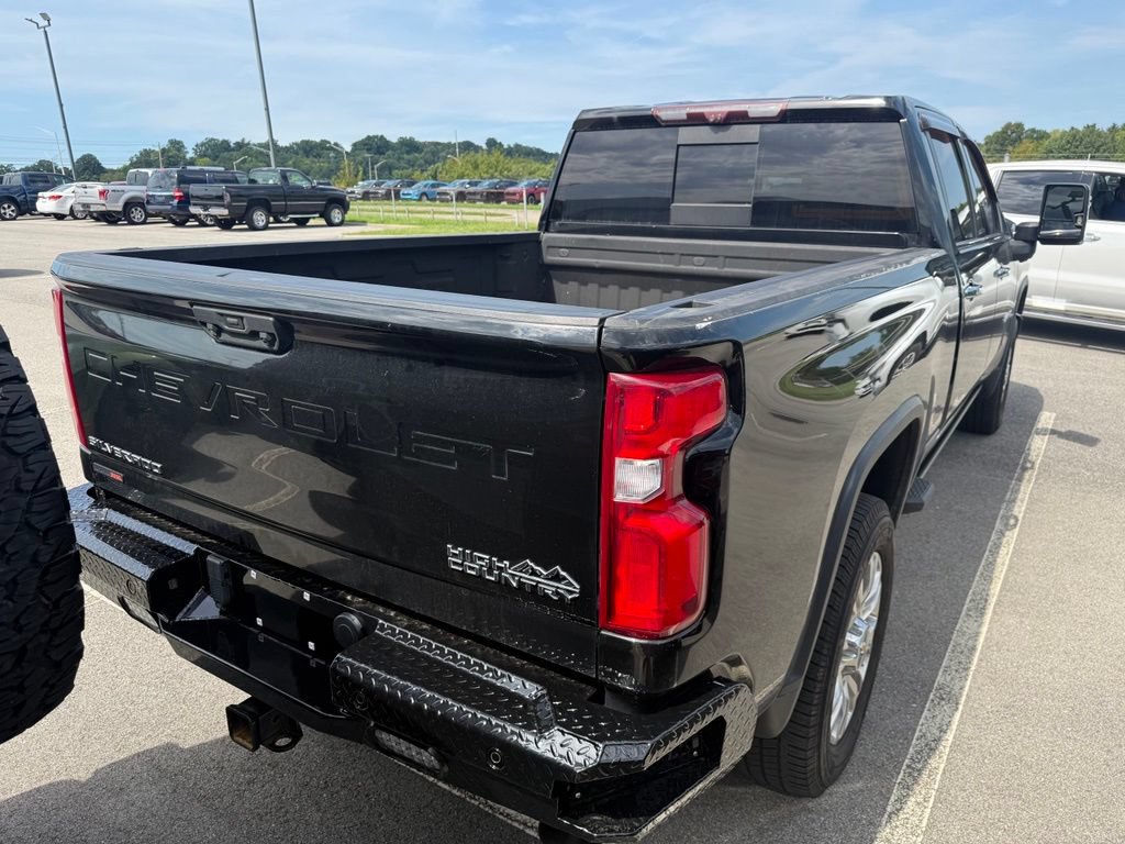 Used 2021 Chevrolet Silverado 2500 High Country w/ Z71 Off-Road Package AWD/4WD image 3