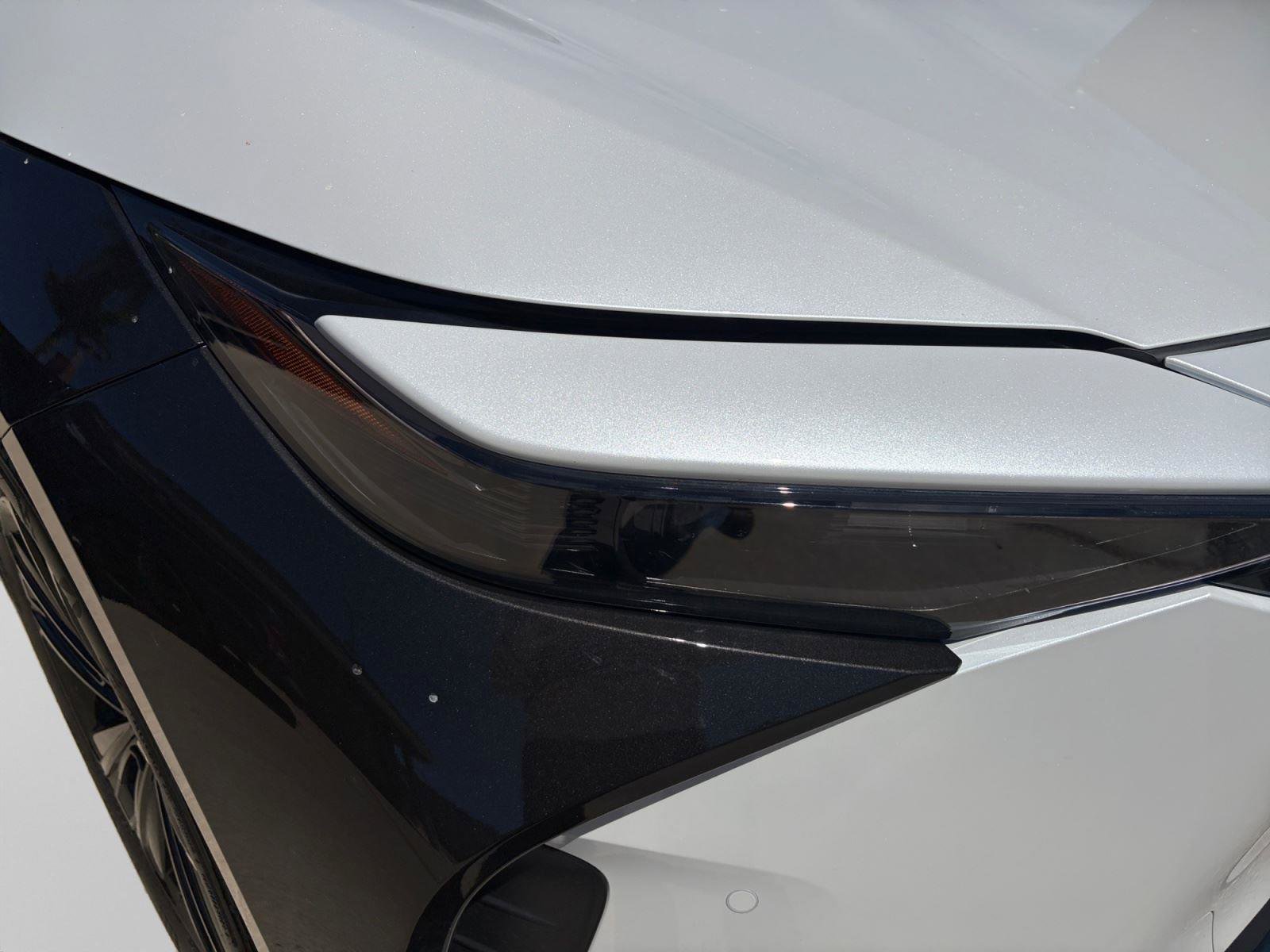 Certified 2025 Toyota bZ4X AWD image 28