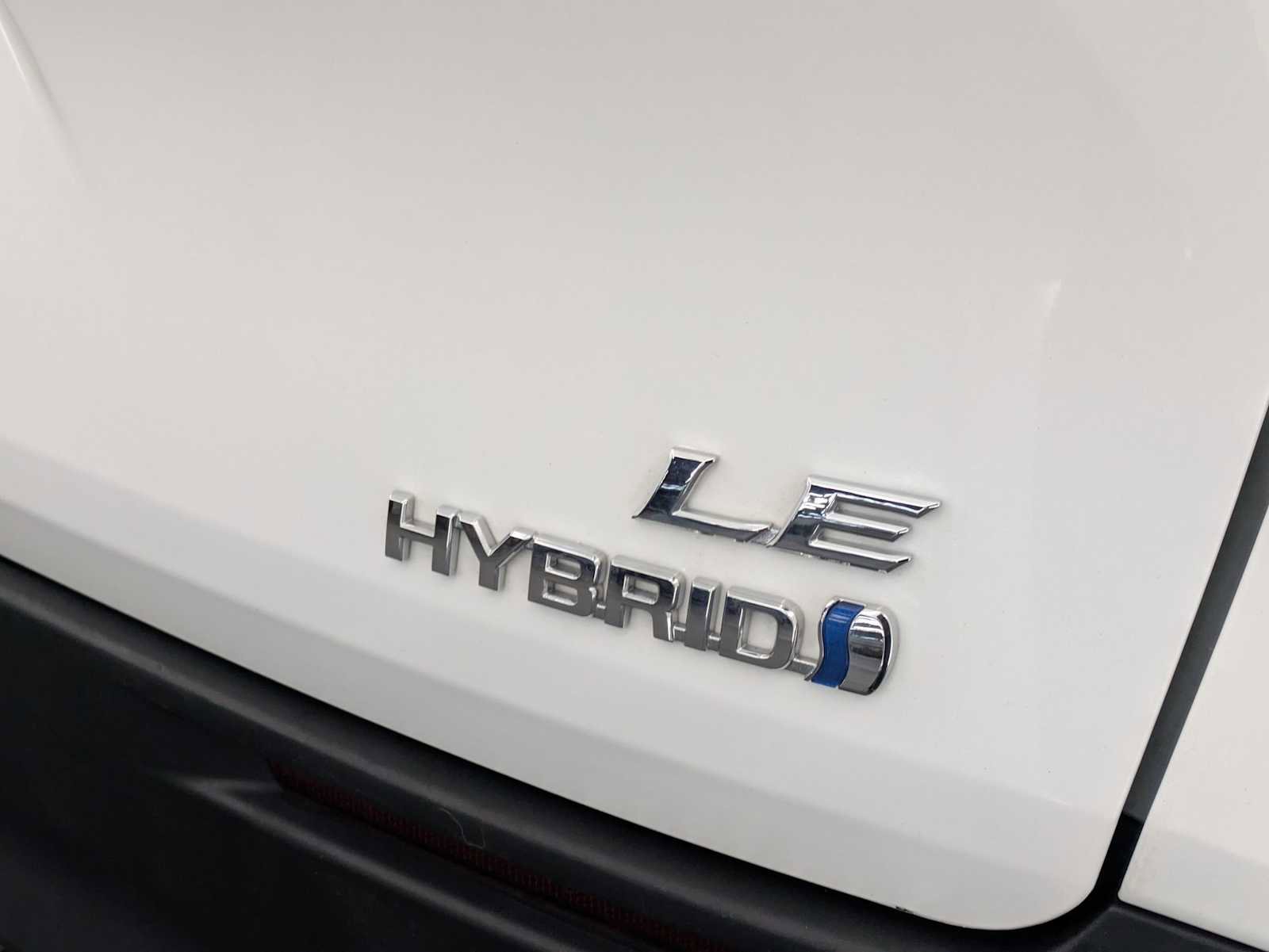 Used 2024 Toyota Sienna LE w/ LE Plus Package FWD image 12