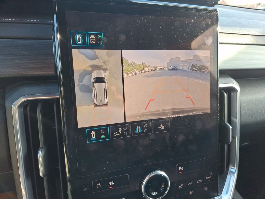 Used 2024 GMC Acadia Elevation image 20