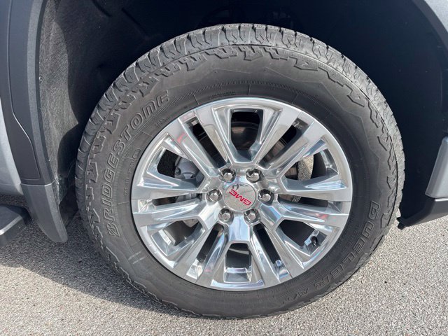 Used 2025 GMC Sierra 1500 Denali w/ Technology Package AWD/4WD image 25