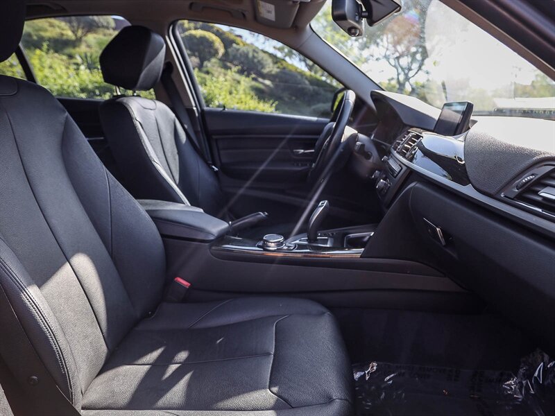 Used 2015 BMW 328i Sedan RWD image 22