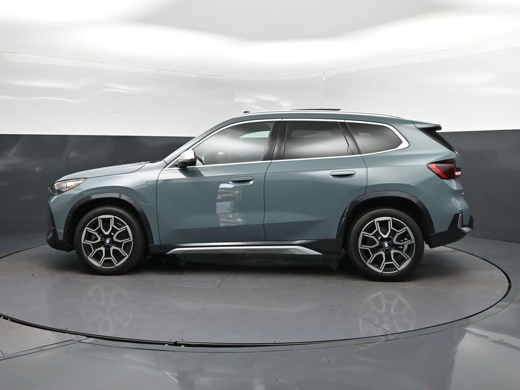 Used 2024 BMW X1 xDrive28i AWD/4WD image 4