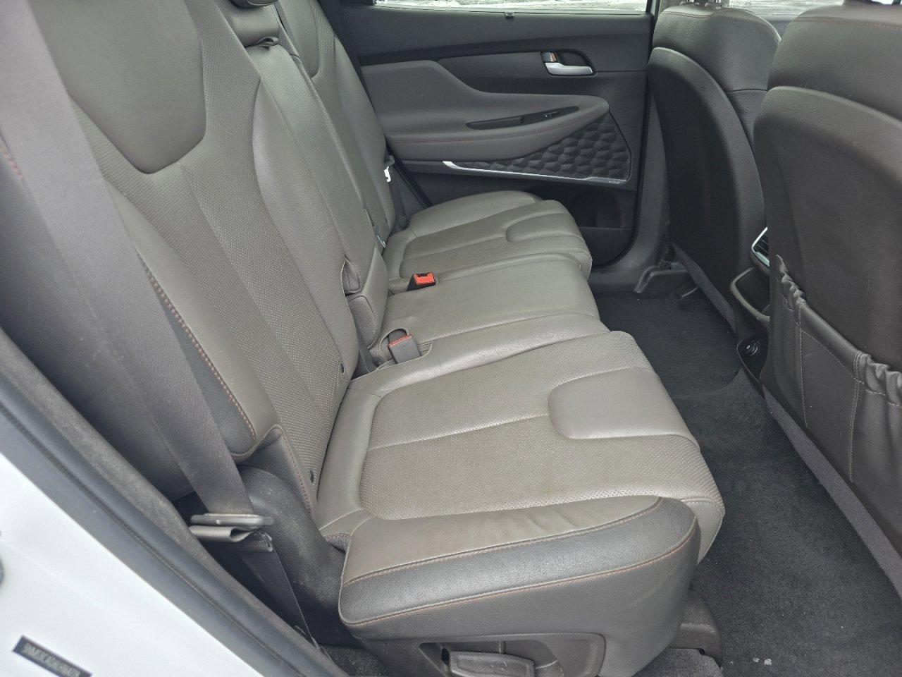 Used 2020 Hyundai Santa Fe SEL w/ Convenience + Premium Package image 22