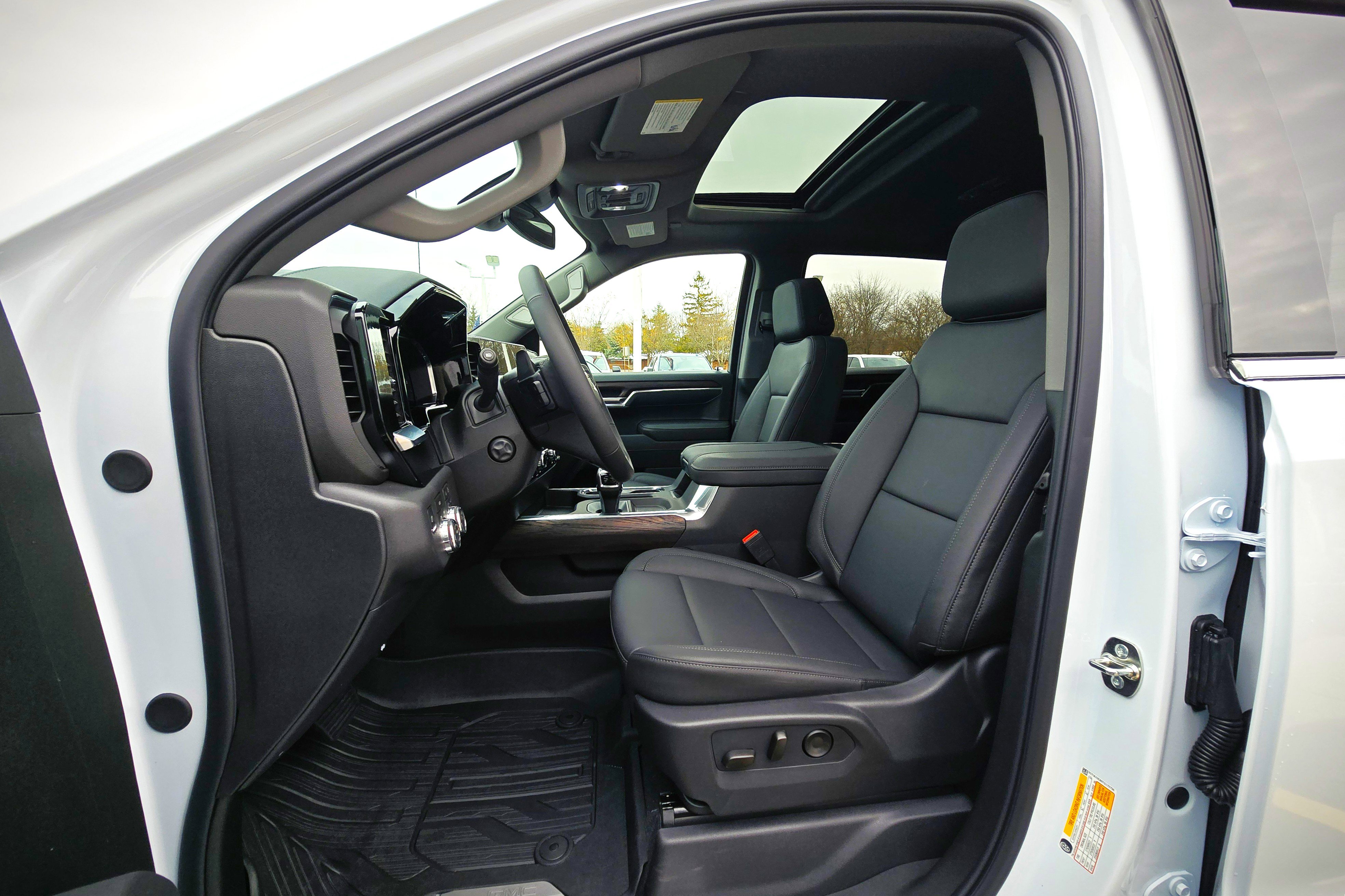 New 2026 GMC Sierra 1500 SLT w/ SLT Premium Plus Package image 12