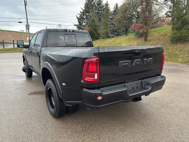 Used 2025 RAM 3500 Limited image 2
