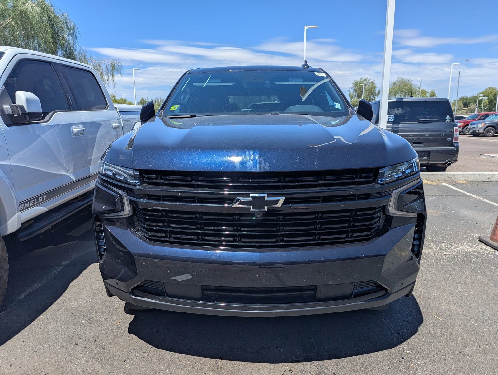 Used 2024 Chevrolet Tahoe RST w/ Luxury Package AWD/4WD image 2