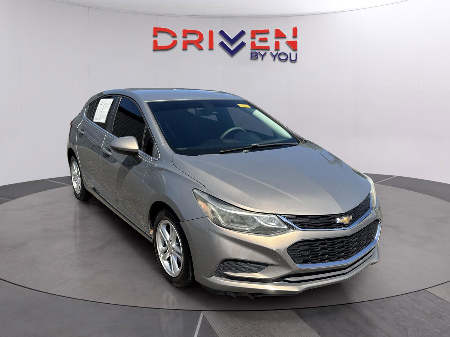 Used 2017 Chevrolet Cruze LT w/ Convenience Package FWD image 7