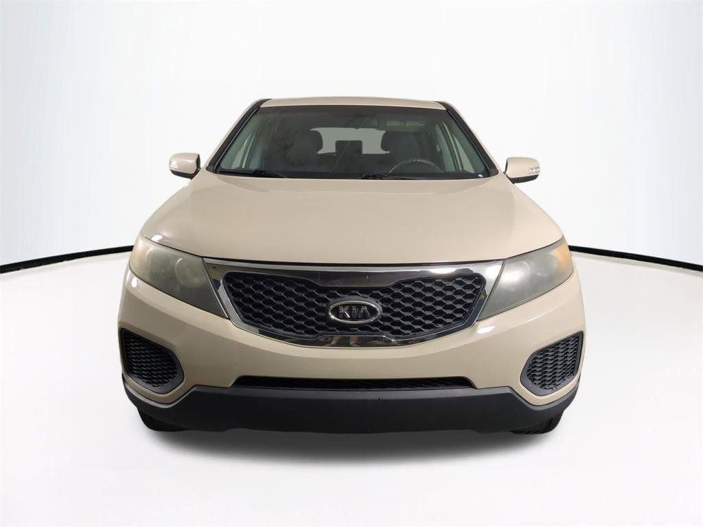 Used 2012 Kia Sorento LX image 3