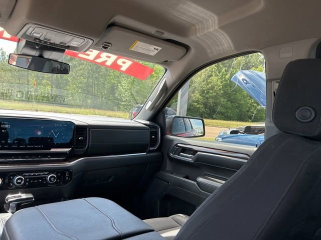 Used 2024 GMC Sierra 1500 Elevation RWD image 39