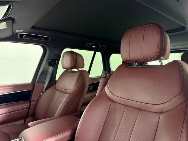 New 2025 Land Rover Range Rover SE image 18