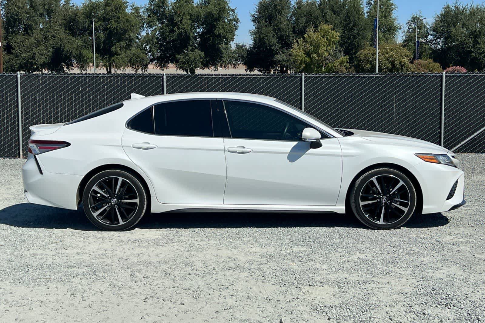 Used 2018 Toyota Camry XSE w/ Audio Package FWD image 9