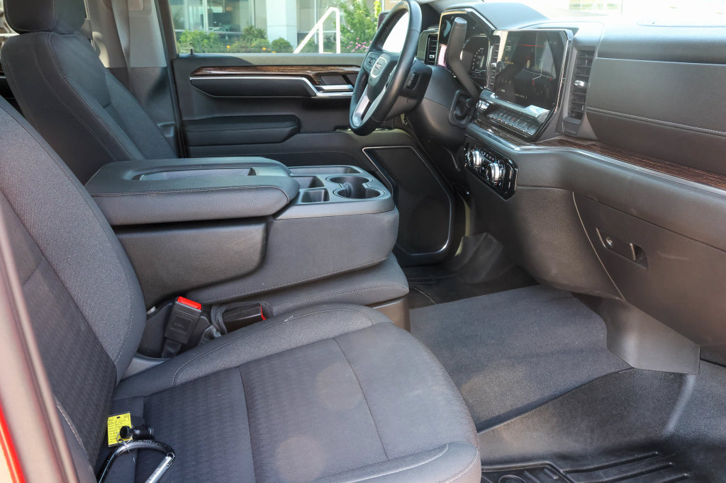 Used 2023 GMC Sierra 1500 Elevation w/ X31 Off-Road Package AWD/4WD image 19