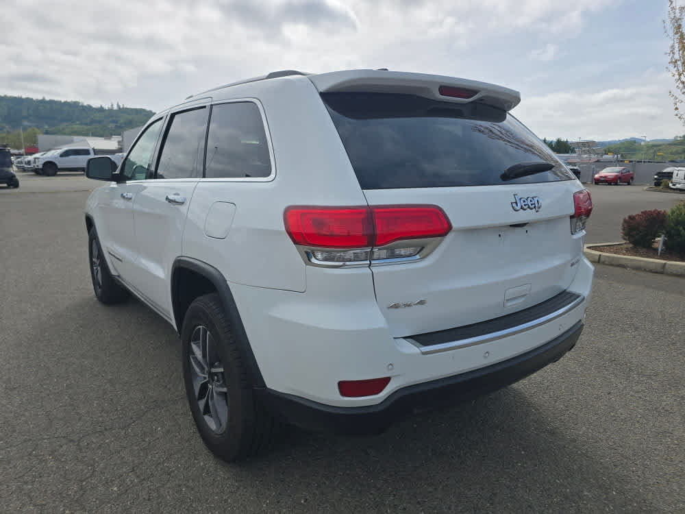 Used 2019 Jeep Grand Cherokee Limited w/ Luxury Group II AWD/4WD image 3