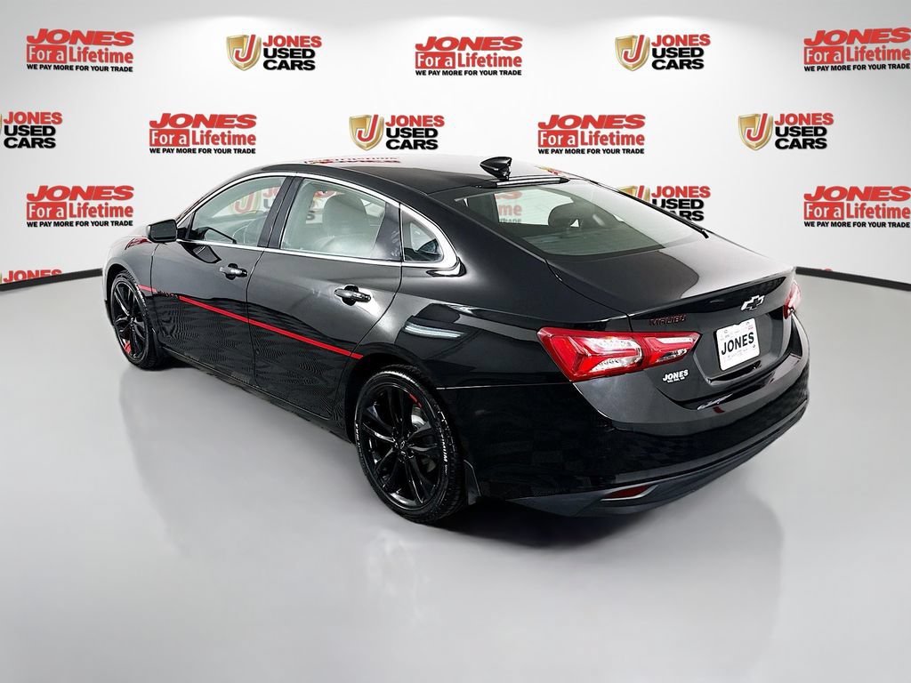 Used 2021 Chevrolet Malibu LT w/ Redline Edition FWD image 2