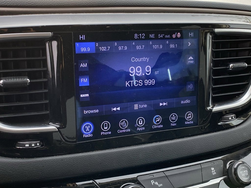 Used 2017 Chrysler Pacifica Touring-L Plus w/ Tire & Wheel Group image 15