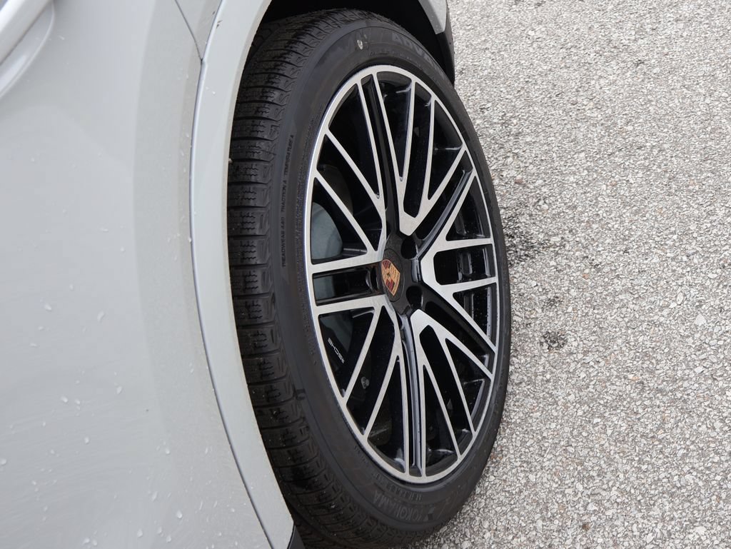 New 2026 Porsche Cayenne AWD/4WD image 38