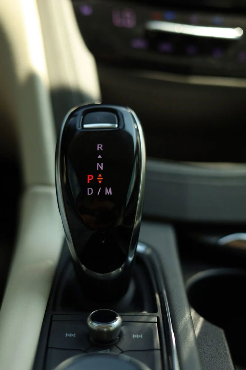 Used 2020 Cadillac XT6 Premium Luxury image 21