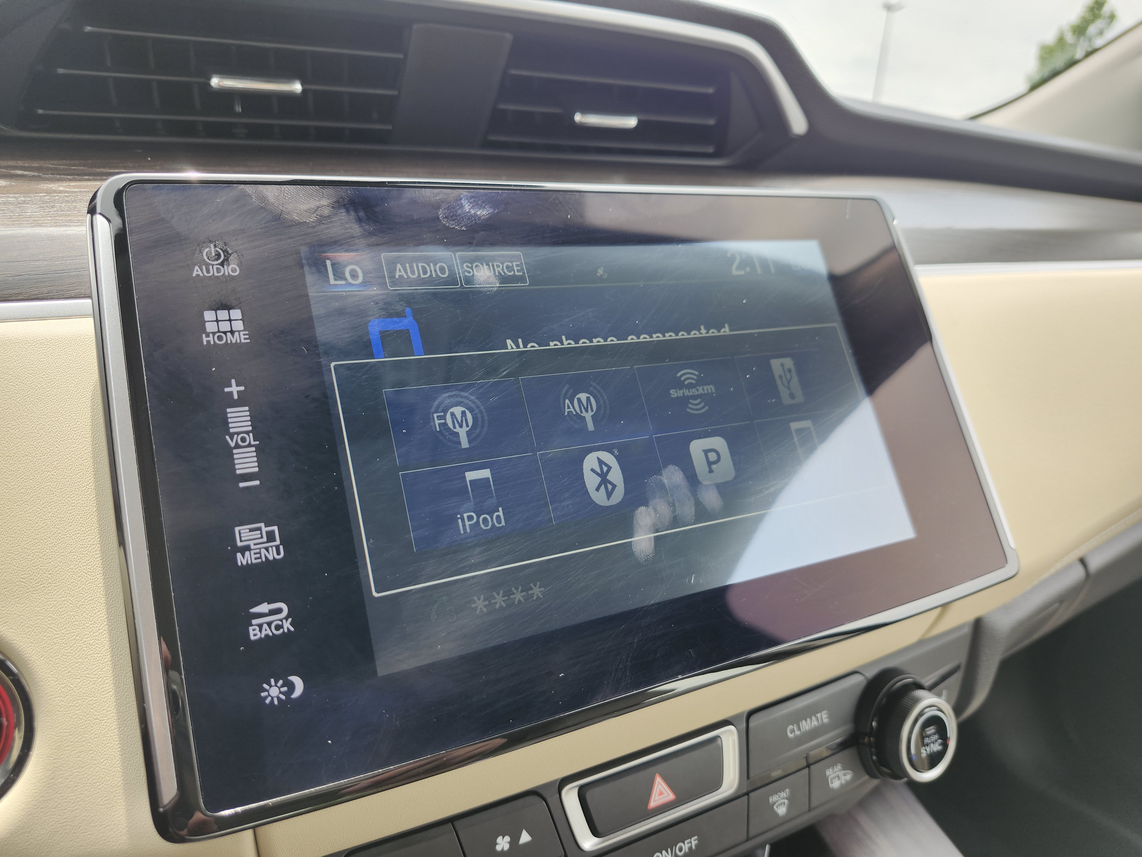 Used 2019 Honda Clarity Plug-In Hybrid image 4
