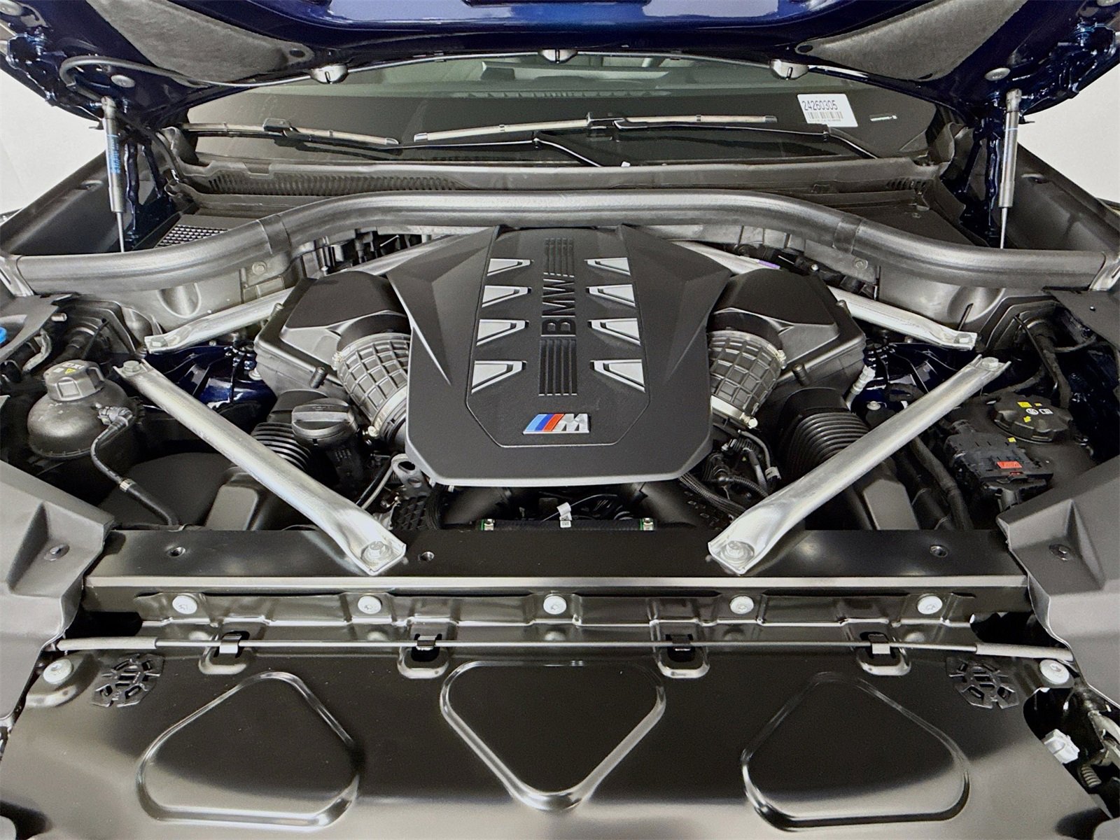 New 2026 BMW X5 M60i image 32