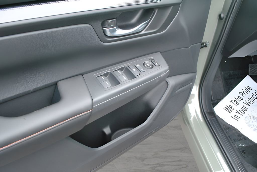 Certified 2026 Honda CR-V TrailSport image 6