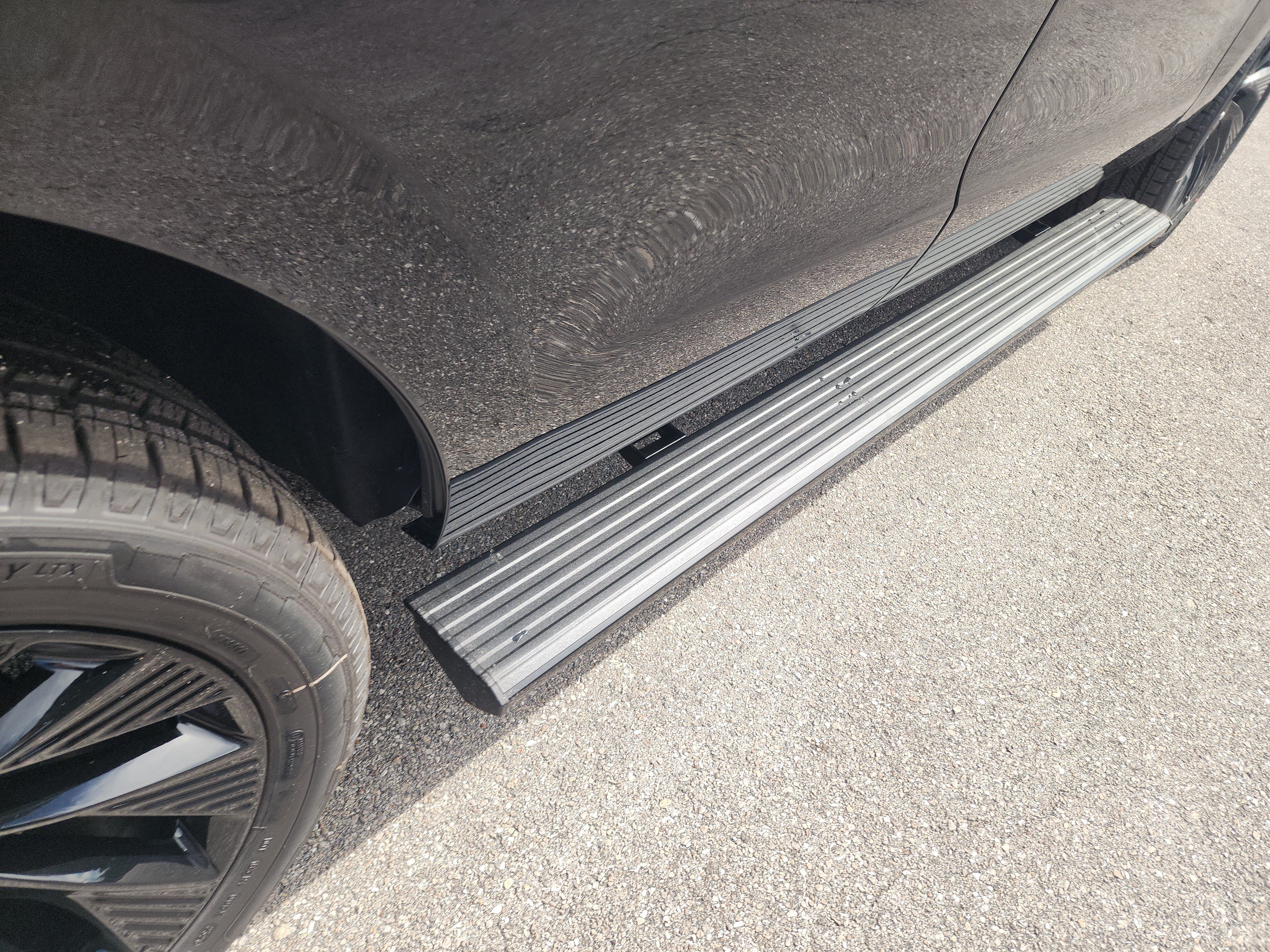 New 2027 Lincoln Navigator Reserve w/ Jet Appearance Package AWD/4WD image 26