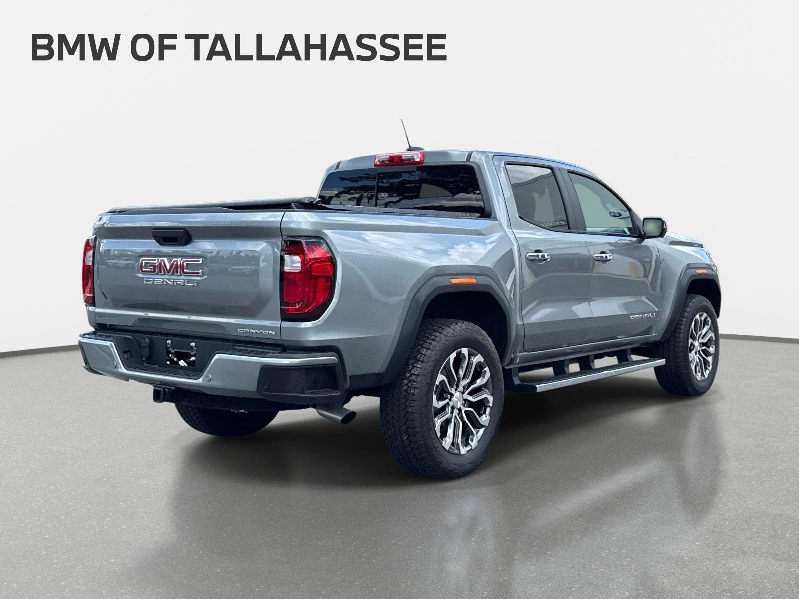 Used 2026 GMC Canyon Denali AWD/4WD image 6