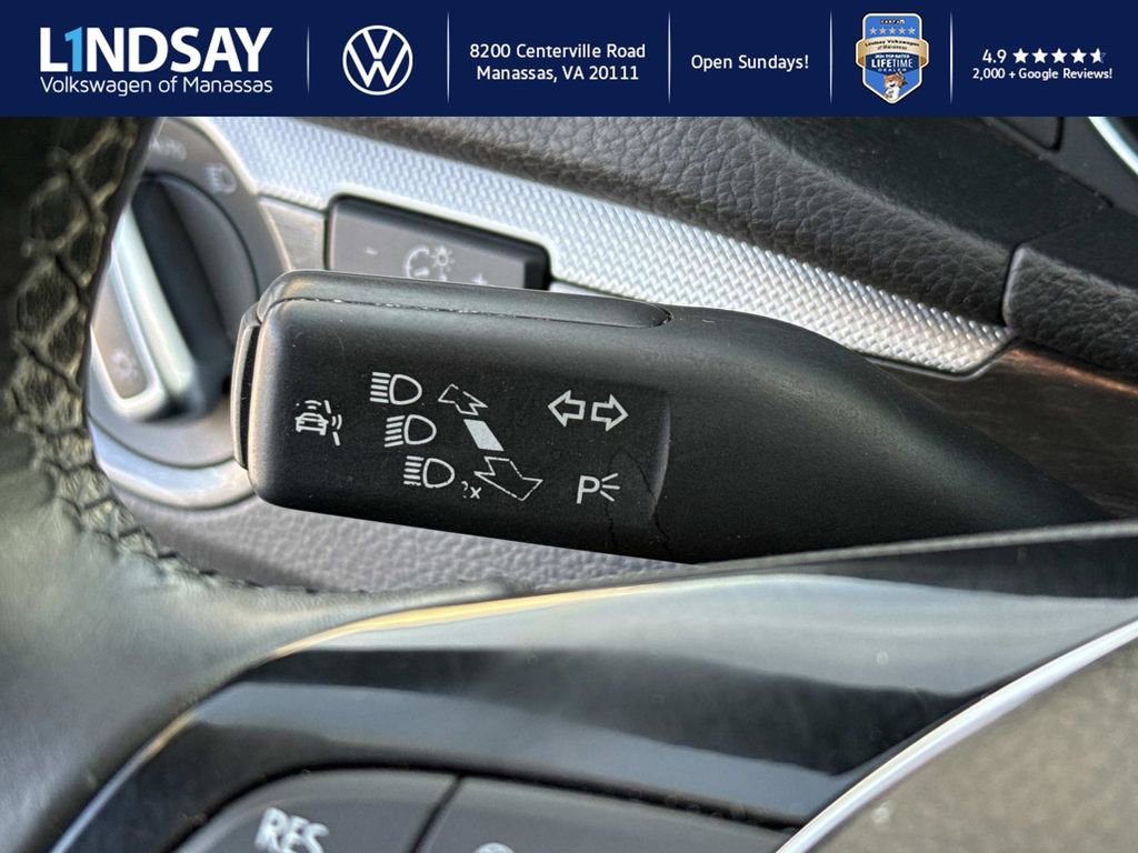 Used 2018 Volkswagen Passat 2.0T SEL Premium image 22