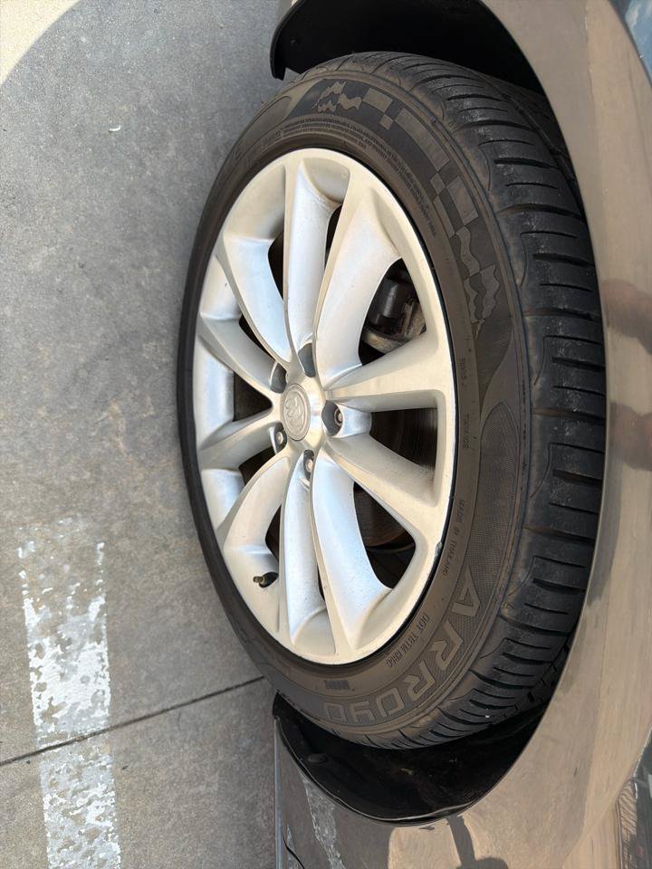 Used 2015 Buick Verano Leather FWD image 35