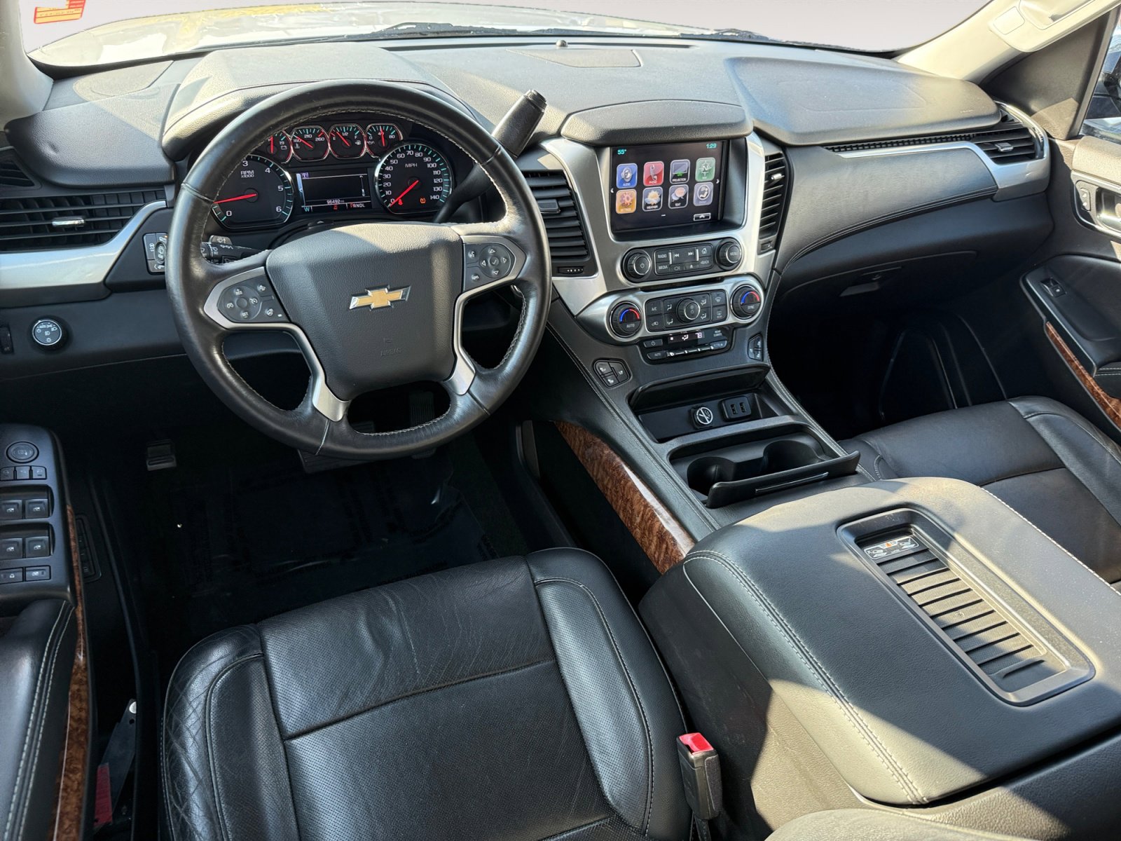 Used 2017 Chevrolet Suburban Premier image 15