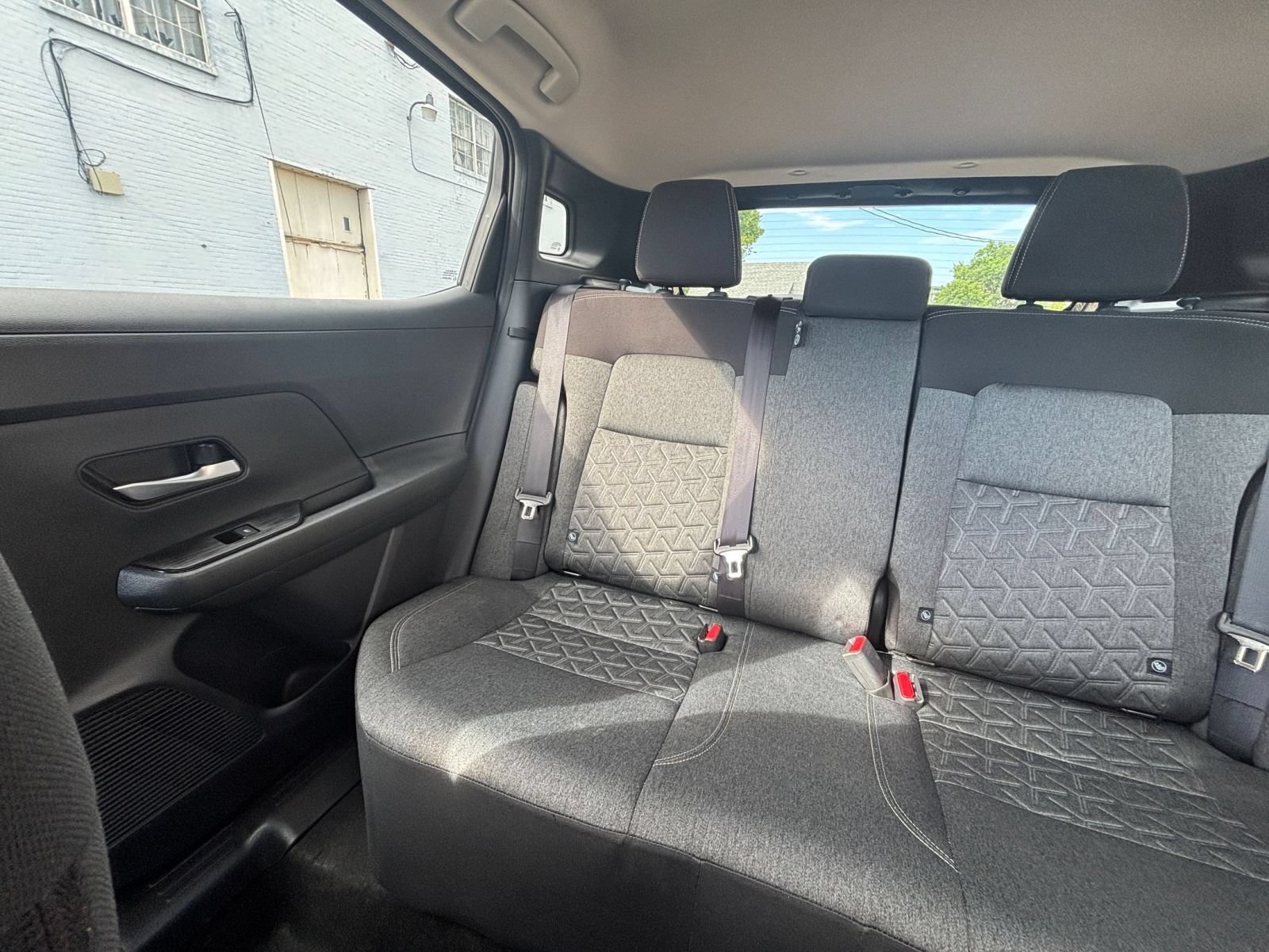 Used 2026 Nissan Kicks SV FWD image 38