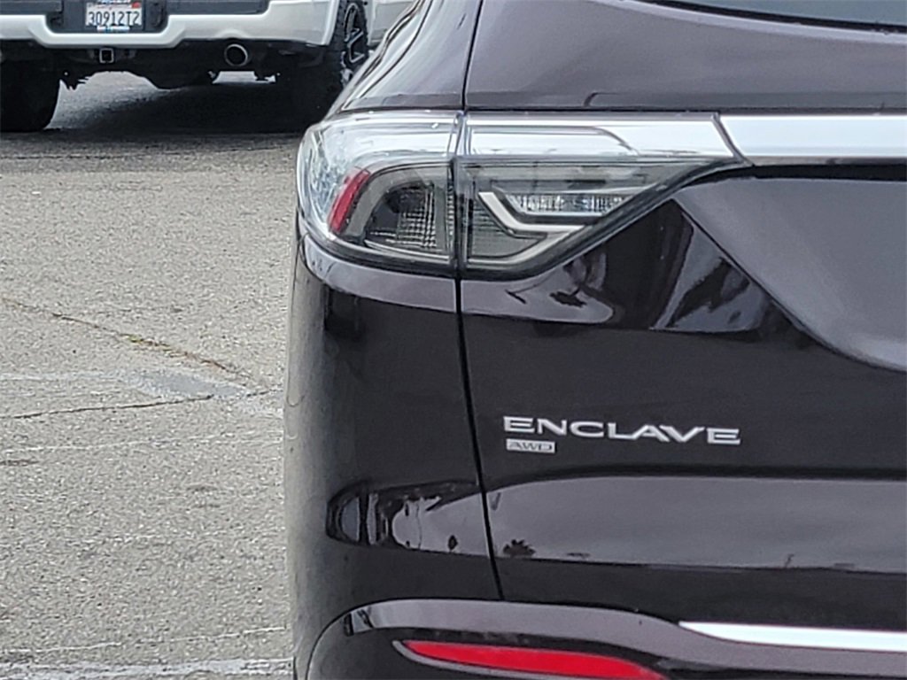 Used 2023 Buick Enclave Avenir w/ Avenir Technology Package image 6