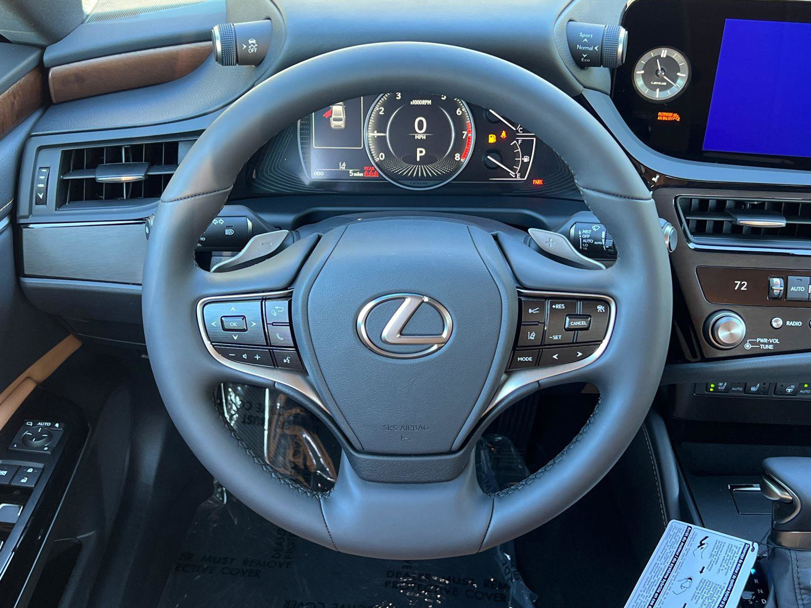 New 2025 Lexus ES 350 w/ Premium Package image 18