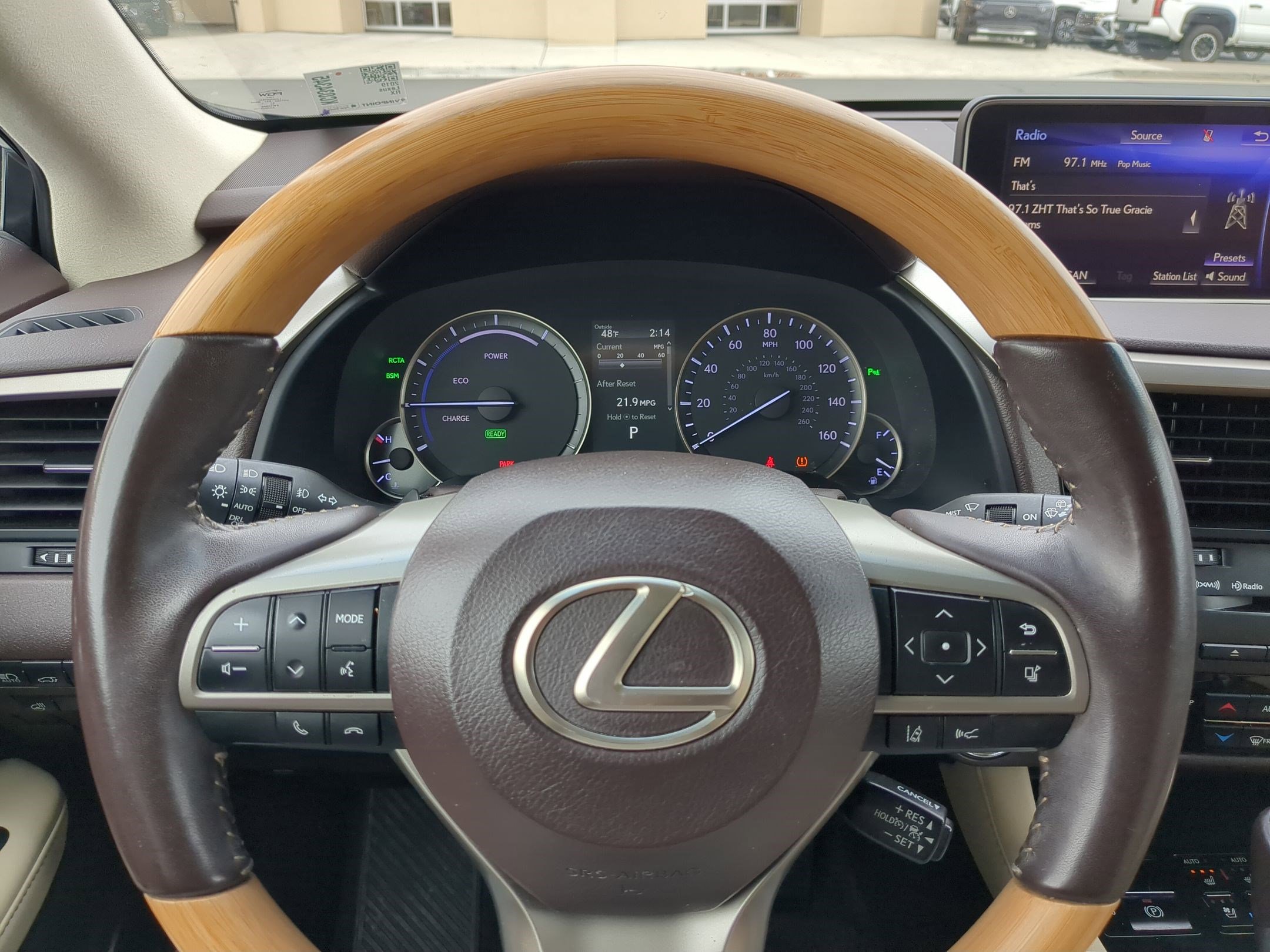 Used 2019 Lexus RX 450h AWD w/ Navigation Package image 18