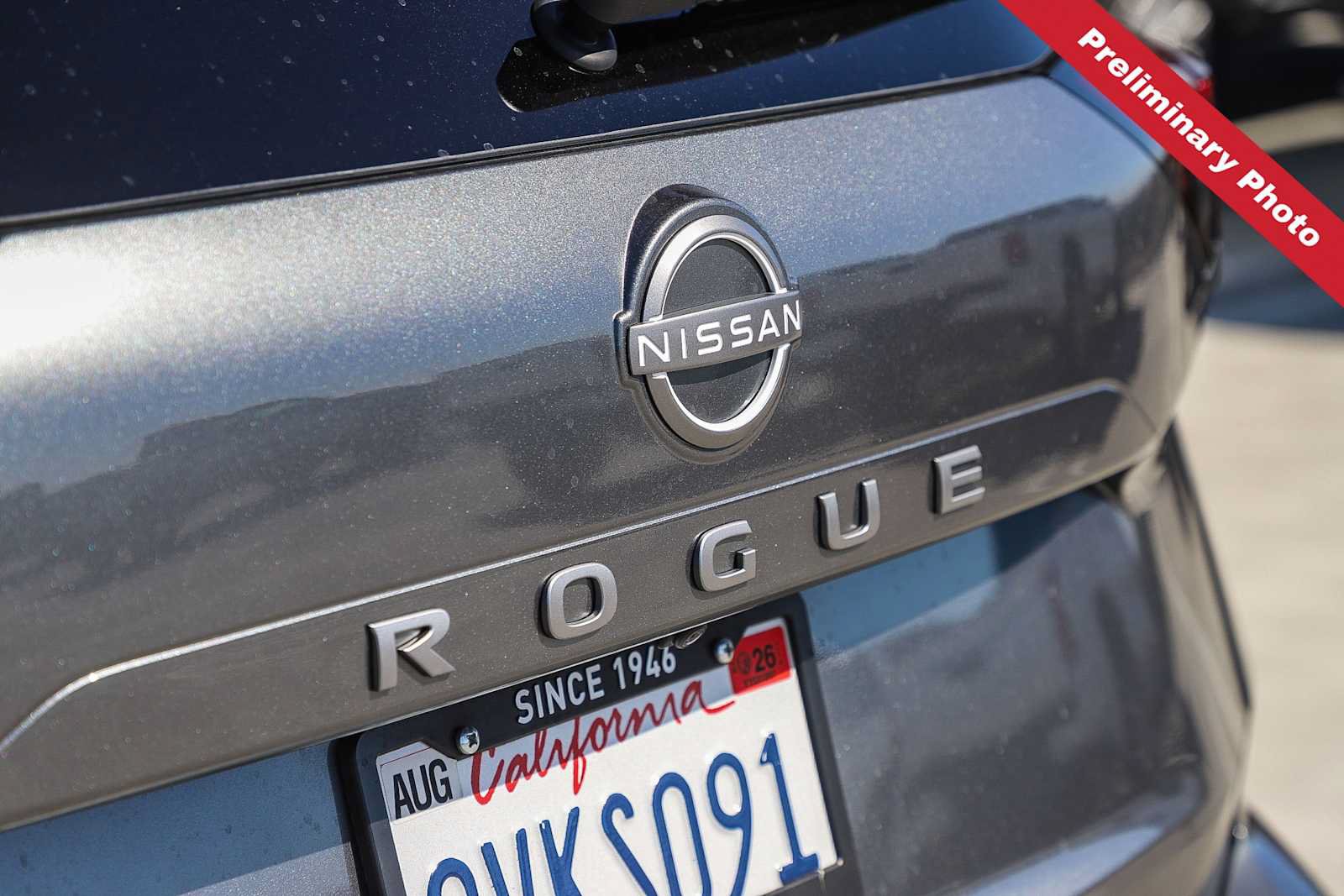 Used 2025 Nissan Rogue S FWD image 9