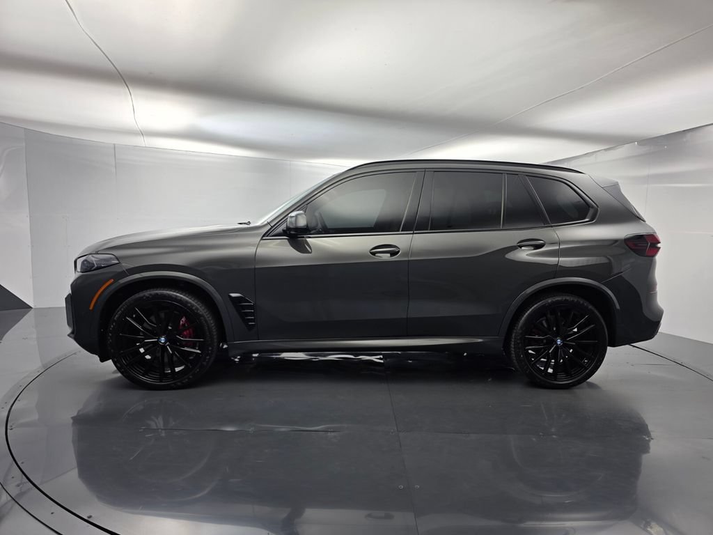 Certified 2025 BMW X5 sDrive40i w/ M Sport Package RWD image 7