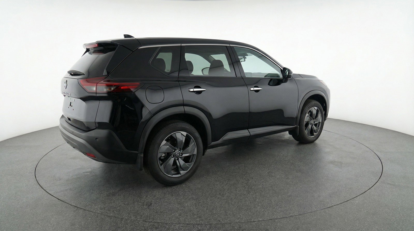 Used 2025 Nissan Rogue SV FWD image 9