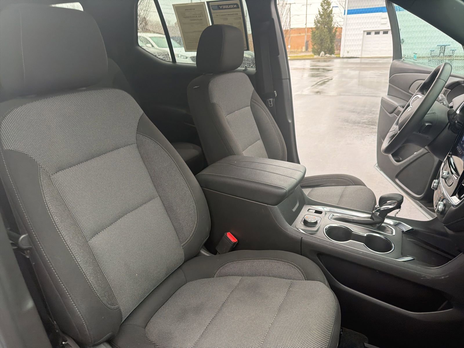 Used 2023 Chevrolet Traverse LT w/ Midnight/Sport Edition image 30