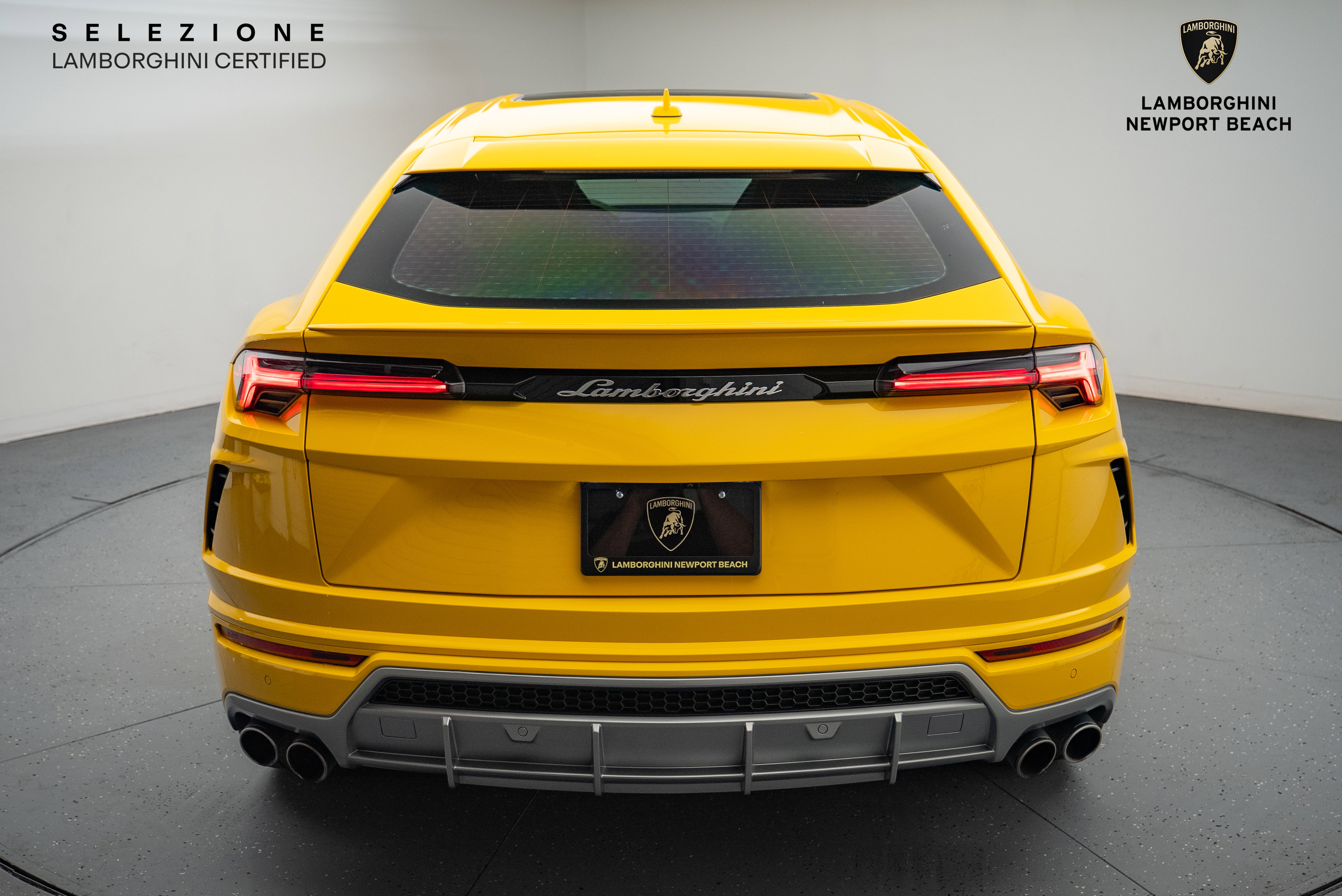 Used 2022 Lamborghini Urus image 15