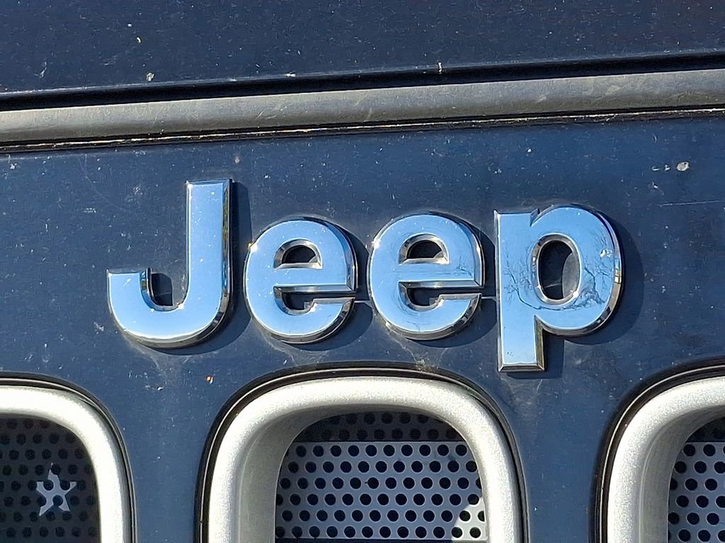 Used 2017 Jeep Wrangler Unlimited Rubicon image 8