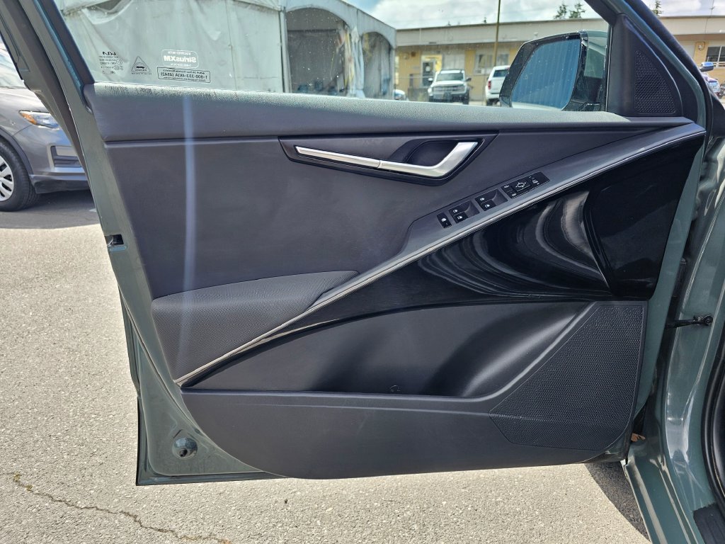Used 2025 Kia Niro Wind w/ Wind Preserve Package FWD image 21
