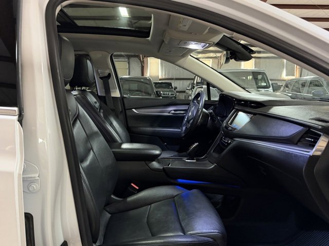Used 2019 Cadillac XT5 Luxury image 11