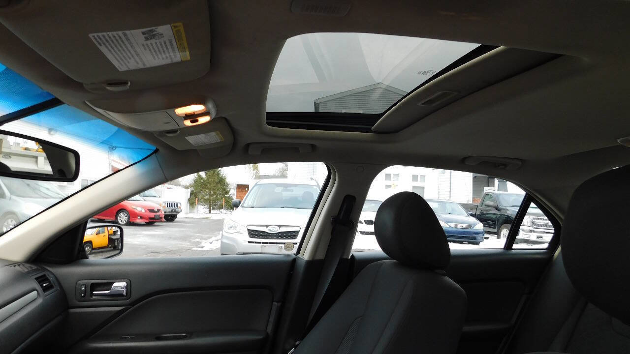 Used 2012 Ford Fusion SE image 21