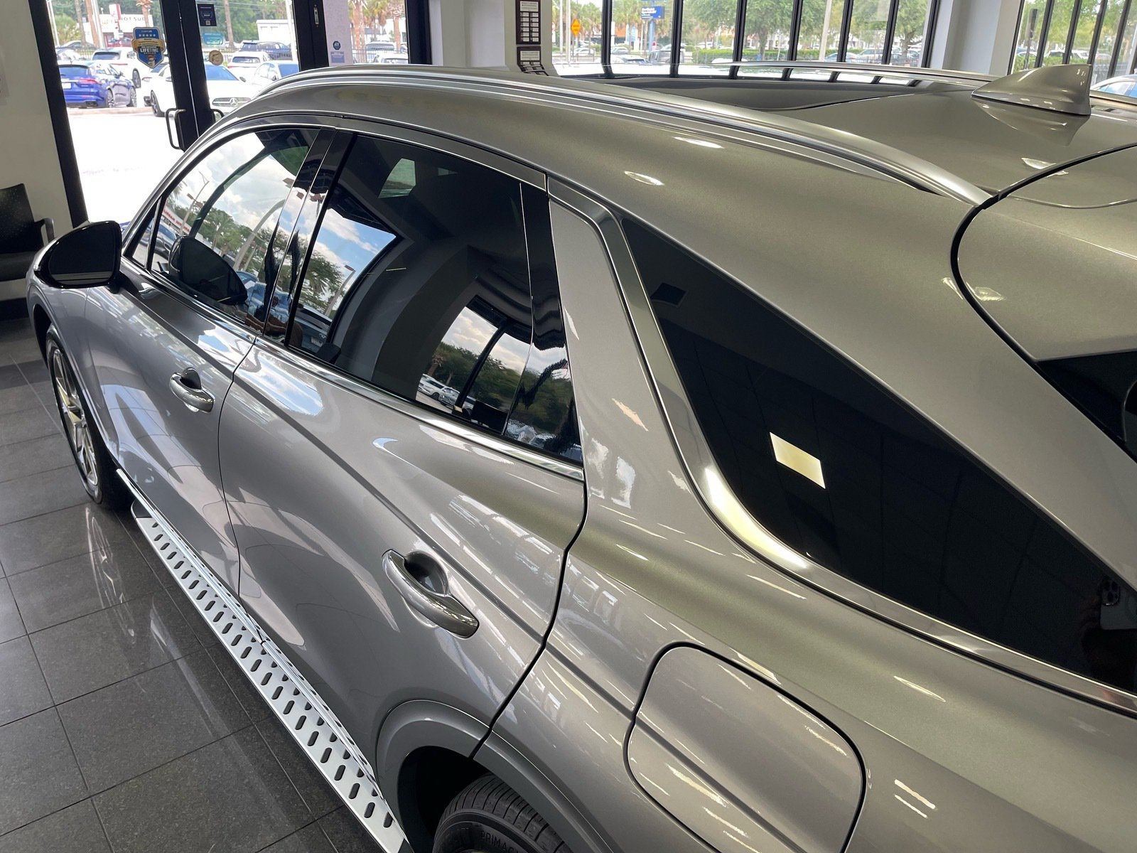 Used 2025 Genesis GV70 2.5T w/ Advanced Package AWD/4WD image 14