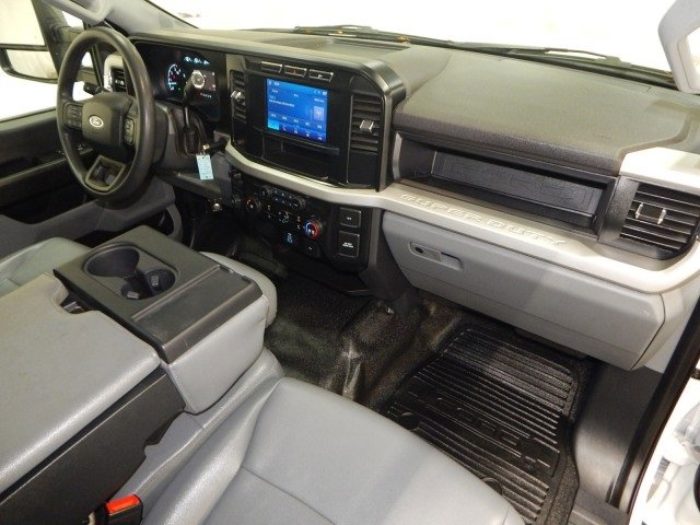 Used 2024 Ford F250 XL image 15