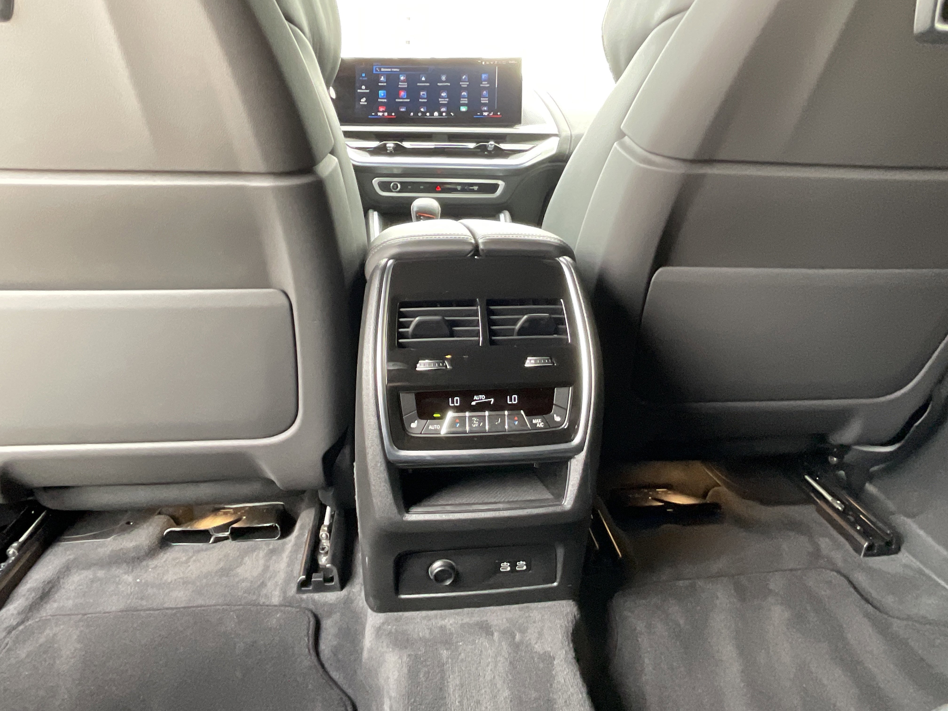 Used 2025 BMW XM image 24